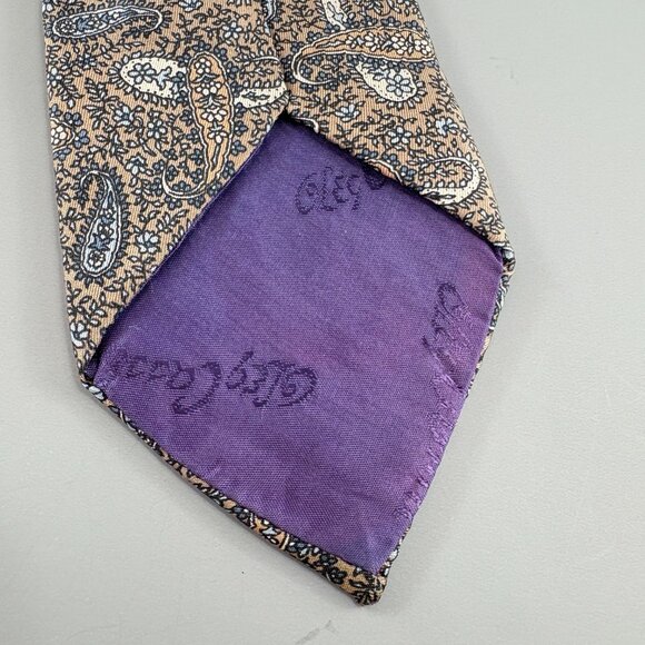 70's Oleg Cassini Eric Salm Chicago Tan / White Paisley Men's Tie 3 1/4" x 59" - Picture 4 of 4
